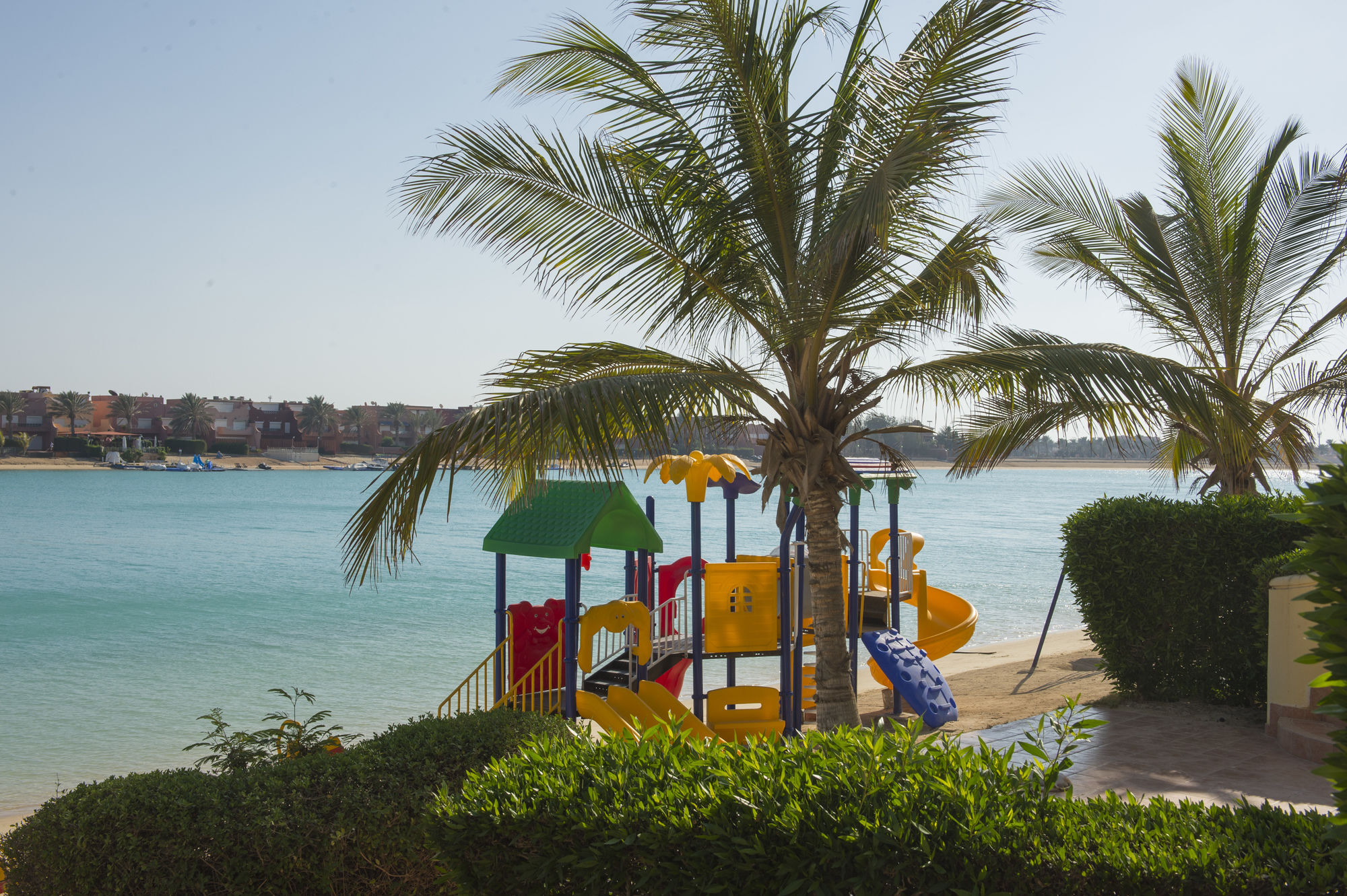 مجمع لاقون السكني - للعائلات فقط Hotel Jeddah Ngoại thất bức ảnh